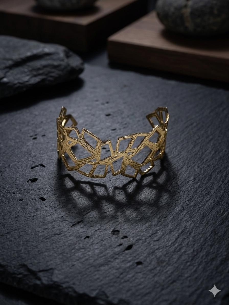 Bracciale Rigido Geometrico "Sentieri di Roccia" – Edizione Speciale